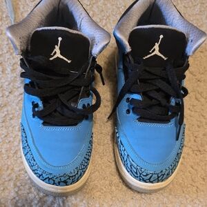 Nike Kids Black and Blue Sneakers